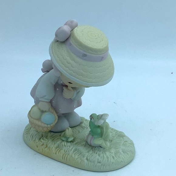 1990 Precious Moments “Hoppy Easter, Friend” Figurine - Picture 2 of 10